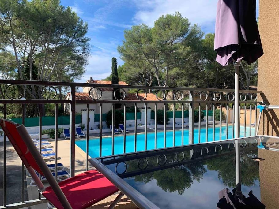 Les Appartements De La Marina Sanary-sur-Mer Exterior photo